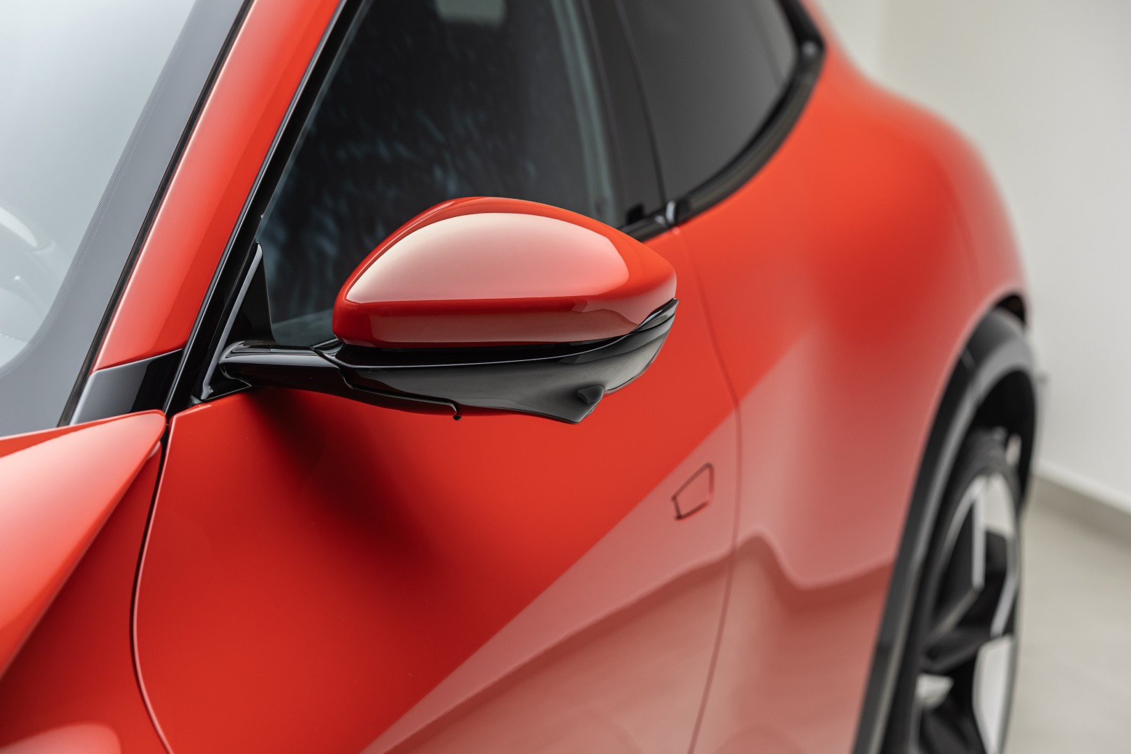 2024 FERRARI PUROSANGUE | FULL CARBON | DAYTONA BLACK | VENTILATED SEATS | SPECIAL DESIGN SEATS | HI